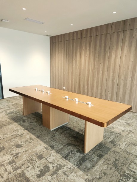 Ode to Joy Meeting Table Case