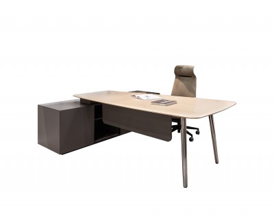 New Cologne Executive Table