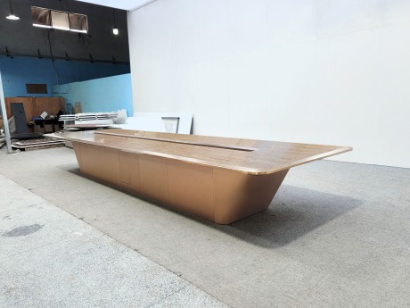 金色桶箱台脚会议台