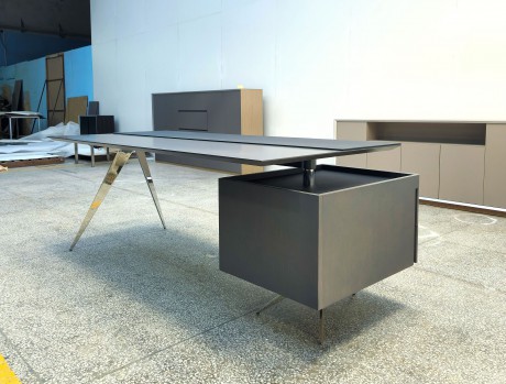 纤薄亮光不锈钢台脚班台