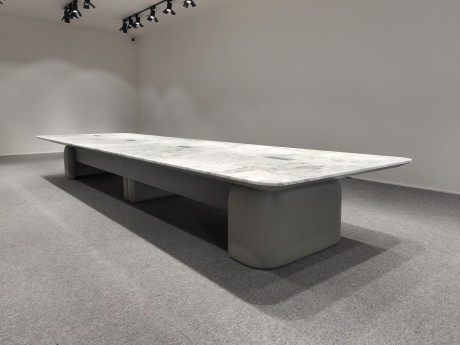 岩板出口会议台