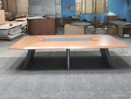 木纹斜脚会议台